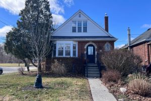 4-bedroom detached home for sale in Hamilton — 153 Parkview Drive
