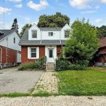 4-bedroom detached home for sale in Hamilton — 153 Parkview Drive (Photo 5)