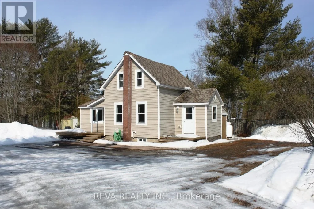 2-bedroom home for sale in Algonquin Highlands — 15615 Hwy 35 Highway (Photo 1)