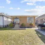 4-bedroom home for sale in Windsor — 1578 Dougall Avenue (Photo 5)