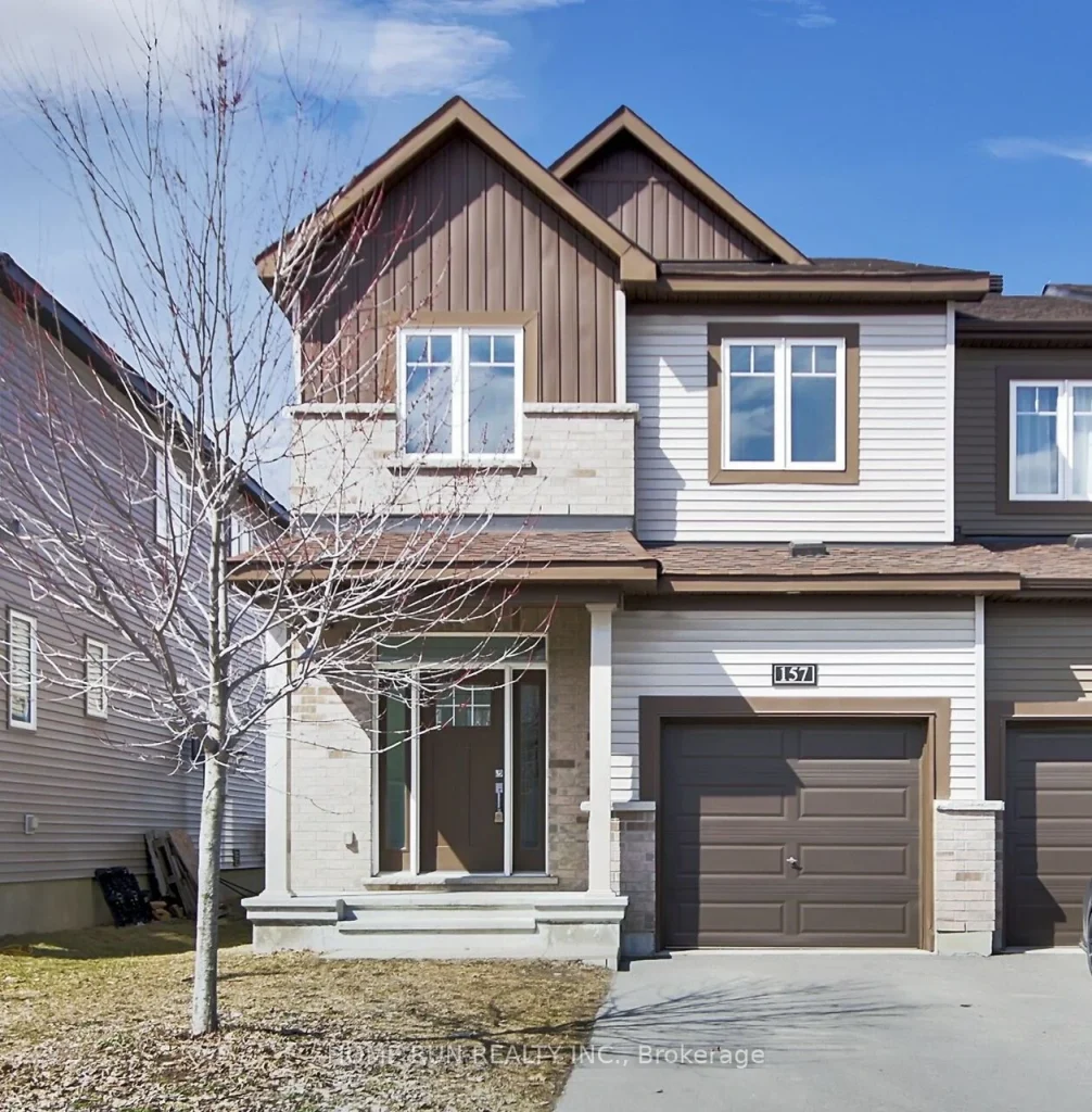 4-bedroom att/row/townhouse for sale in Ottawa — 157 Bending Way (Photo 1)