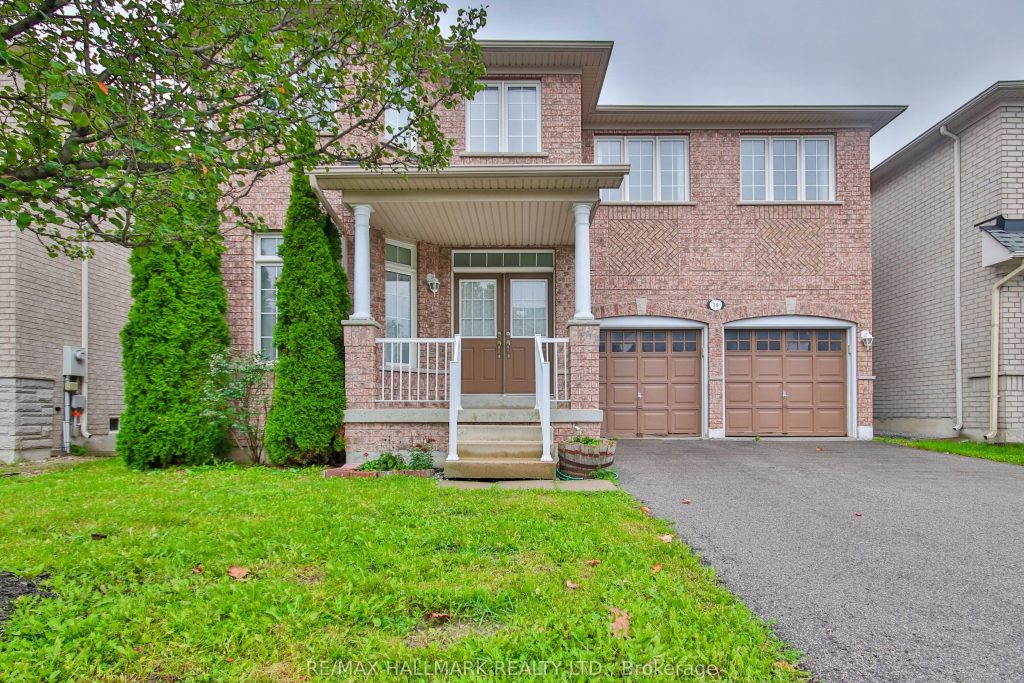 5-bedroom detached home for rent in Markham — 15 Briarglen Road (Photo 1)