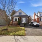 3-bedroom detached home for sale in Hamilton — 15 Millen Avenue (Photo 5)