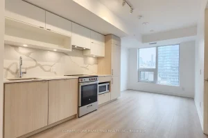 1-bedroom condo apartment for rent in Toronto — #1602 - 100 Queen Street E