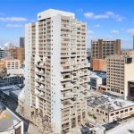 2-bedroom home for sale in Windsor — 1608 - 380 Pelissier (Photo 4)