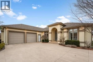 5-bedroom home for sale in Leamington — 1612 Road 2 East