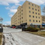 1-bedroom condo apartment for sale in Middlesex — 1615 - 45 Pond Mills Road (Photo 4)