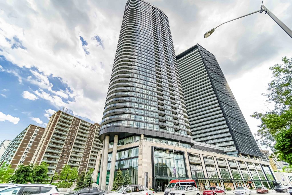 1-bedroom condo apartment for sale in Toronto — 1621 - 585 Bloor Street E (Photo 1)
