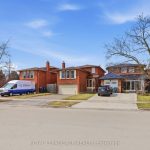 4-bedroom detached home for sale in Peel — 1690 Saltdene Terrace (Photo 4)