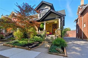 3-bedroom detached home for sale in Hamilton — 16 Burris Street