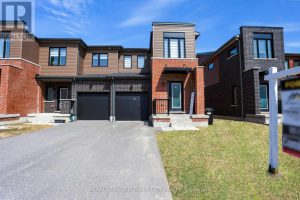 3-bedroom att/row/townhouse for sale in Simcoe — 16 Fairlane Avenue