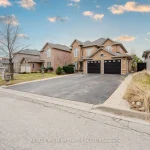 4-bedroom detached home for sale in York — 16 St Michele Place (Photo 2)