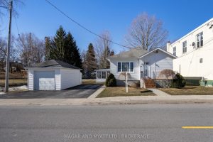 3-bedroom detached home for sale in Lennox & Addington — 170 Robinson Street