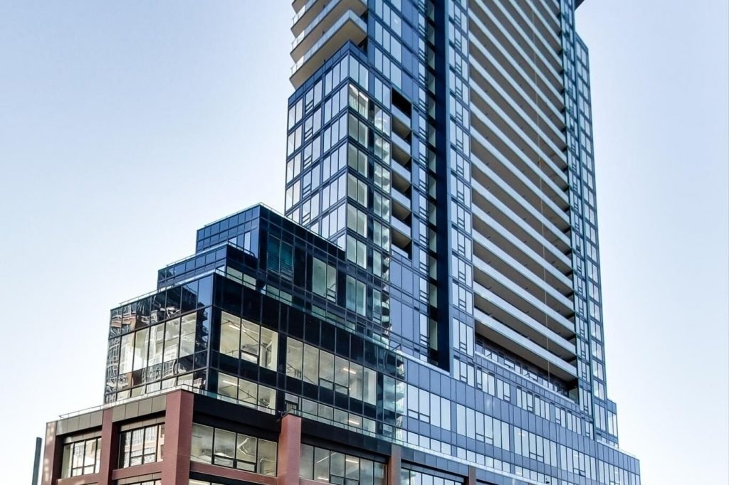 1-bedroom condo apartment for rent in Toronto — 1712 - 135 East Liberty Street (Photo 1)