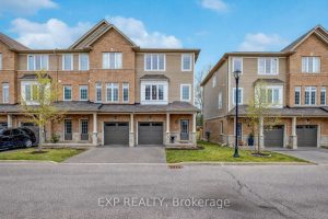 3-bedroom condo townhouse for sale in Hamilton — 17 - 122 Dundas Street E