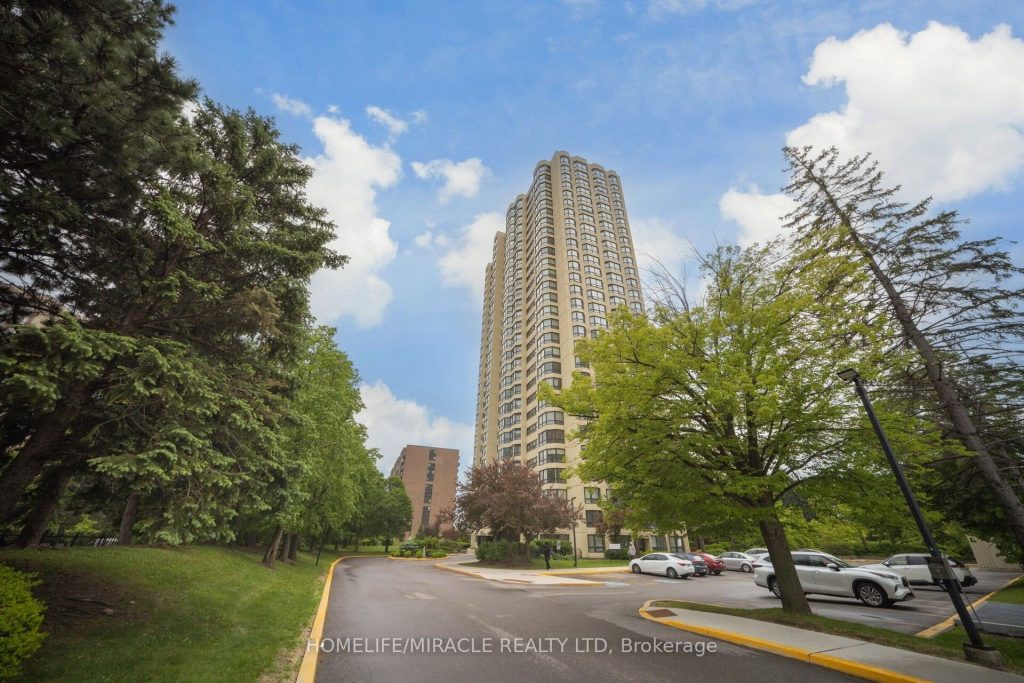 2-bedroom condo apartment for sale in Peel — 1802 - 8 Lisa Street (Photo 1)