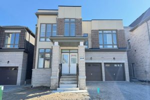 5-bedroom detached home for rent in Pickering — 1809 Floribunda Grd Gardens E