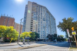 2-bedroom condo apartment for sale in Toronto — 1810 - 5444 Yonge Street