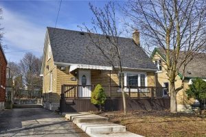 3-bedroom detached home for sale in Wellington — 181 Highland Road E