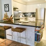 3-bedroom store w apt/office home for rent in Toronto — 1849 Davenport Road (Photo 2)