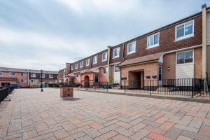 3-bedroom condo townhouse for sale in Peel — 186 - 2170 Bromsgrove Road
