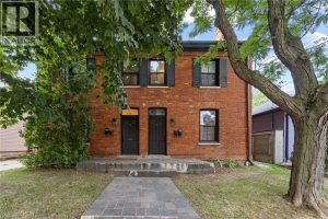 7-bedroom home for sale in Hamilton — 188 Caroline Street South