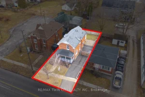 3-bedroom detached home for sale in Brantford — 188 Grand River Avenue