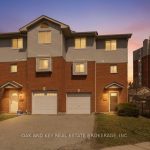 4-bedroom att/row/townhouse for sale in Middlesex — 18 Chapman Court (Photo 1)