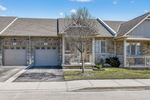 1-bedroom condo townhouse for sale in Hamilton — 18 Ecker Lane