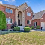 4-bedroom home for sale in Lakeshore — 18 Fasan (Photo 5)