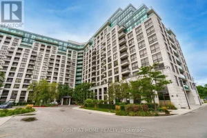 2-bedroom home for sale in Richmond Hill — 18 Harding Boulevard