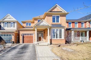 4-bedroom detached home for sale in York — 18 Myron Street