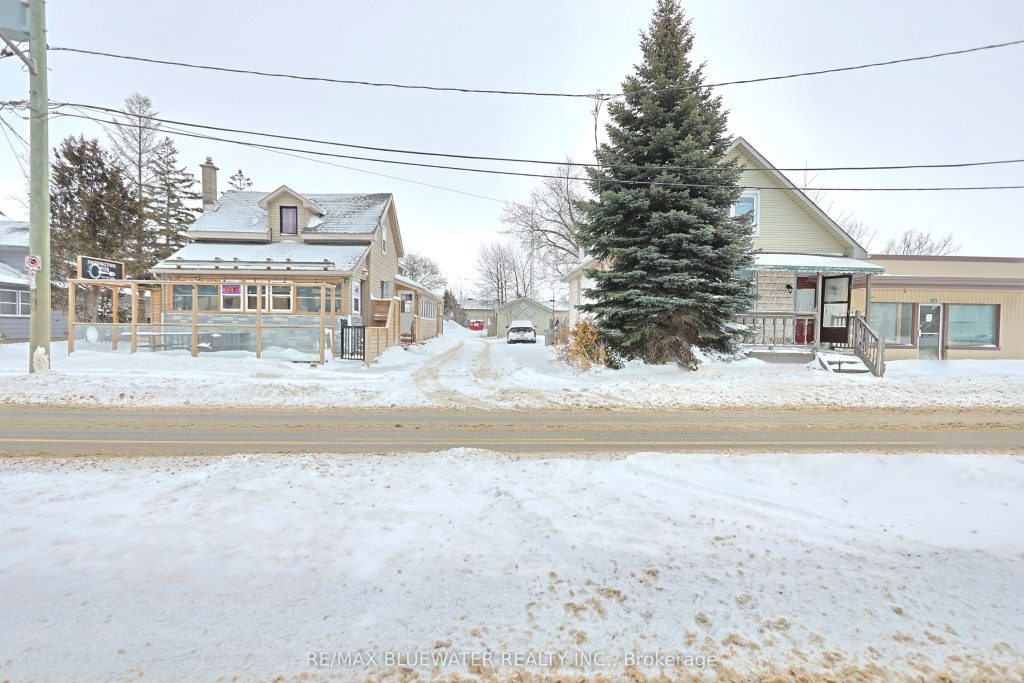 Studio commercial retail home for sale in Lambton — 18 Ontario Street N (Photo 1)