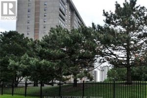 2-bedroom condo apartment for rent in Brampton — 1904 - 15 Kensington Road