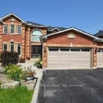 4-bedroom detached home for sale in Durham — 1907 Woodview Avenue (Photo 3)