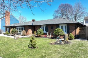 3-bedroom detached home for sale in Niagara — 190 First Street Louth Street