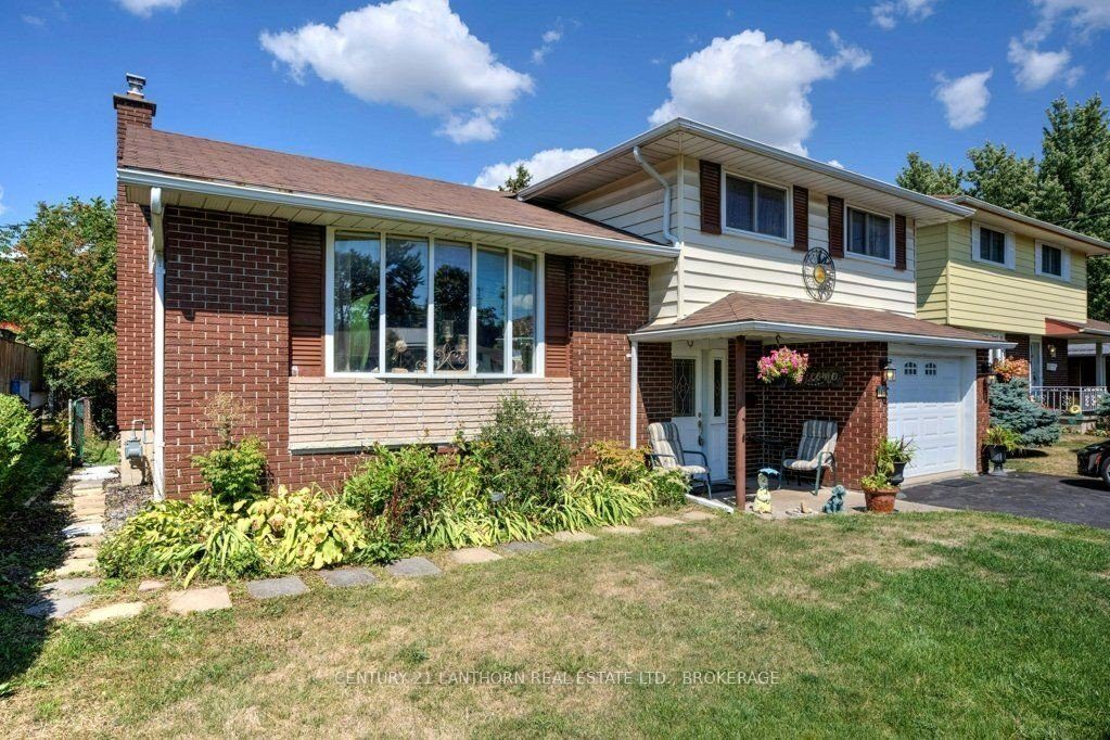 3-bedroom detached home for sale in Lennox & Addington — 197 King Street (Photo 1)
