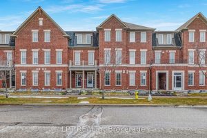 3-bedroom att/row/townhouse for sale in York — 19 Earnshaw Drive