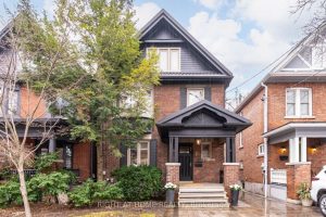 4-bedroom detached home for sale in Toronto — 19 Rowland Street