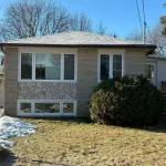 2-bedroom detached home for rent in Richmond Hill — 1 Ardmore Crescent (Photo 3)