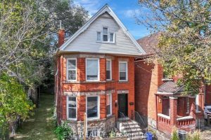 3-bedroom duplex home for sale in Hamilton — 1 Madison Avenue
