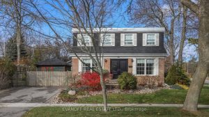 4-bedroom detached home for sale in Toronto — 1 Sonneck Square