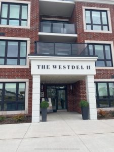 1-bedroom condo apartment for rent in Mississauga — 201 - 1560 Upper West Avenue