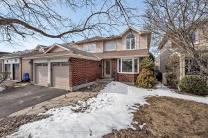 4-bedroom detached home for sale in Renfrew — 2023 Rolling Brook Drive
