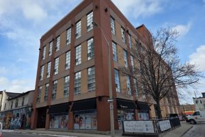 1-bedroom condo apartment for sale in Hamilton — 202 - 11 Rebecca Street