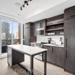 2-bedroom condo apartment for rent in Ottawa — 203 - 560 Rideau Street (Photo 2)