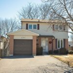 4-bedroom detached home for sale in York — 204 Robinson Drive (Photo 1)