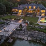 7-bedroom detached home for sale in Oakville — 2054 Lakeshore Road E (Photo 1)