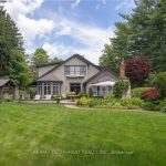 4-bedroom detached home for sale in Halton — 2055 Lakeshore Road E (Photo 2)