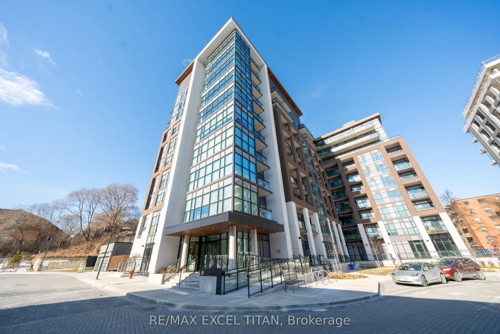 1-bedroom condo apartment for sale in Toronto — 205 - 25 Neighbourhood Lane (Photo 1)